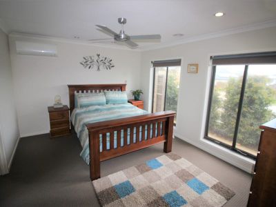 14 Headland Drive, Leopold