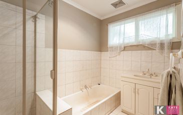 71 Manestar Road, Beaconsfield Upper