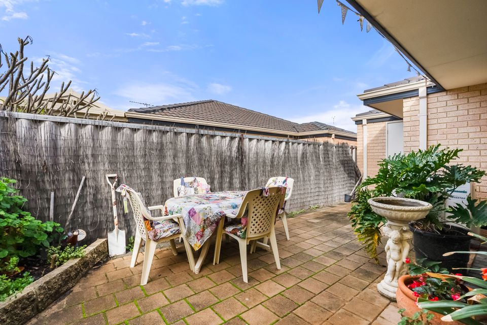 15 / 5 SAINTE MAXIME AVENUE, Port Kennedy