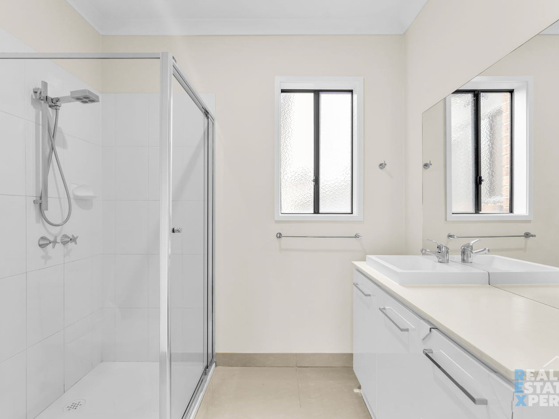 13 Beechtree Way, Cranbourne North