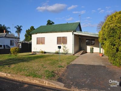 4 Hampden Street, Dubbo