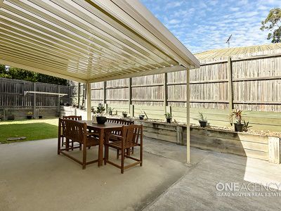 18 Sanctuary Dr, Forest Lake