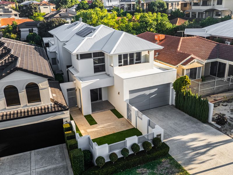 77 Hope Avenue, Salter Point