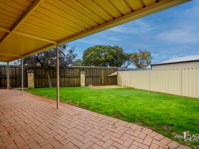 6B Monclair Ct, Meadow Springs