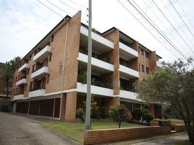 17 / 1-3 Bank Street, Meadowbank