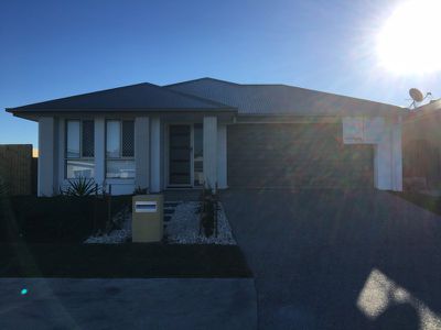 66 Dixon Drive, Pimpama