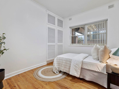 12 Silicate Avenue, Taperoo