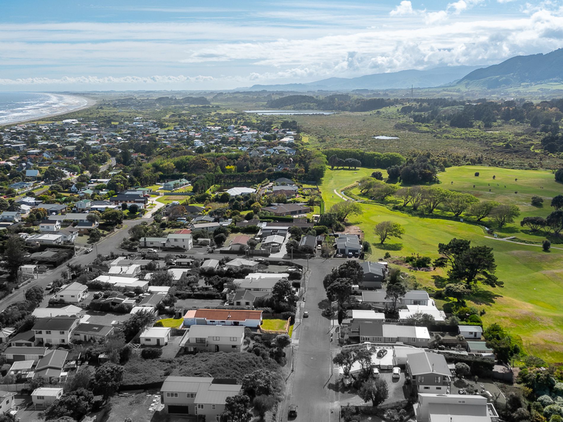 11 Atua Street, Waikanae Beach