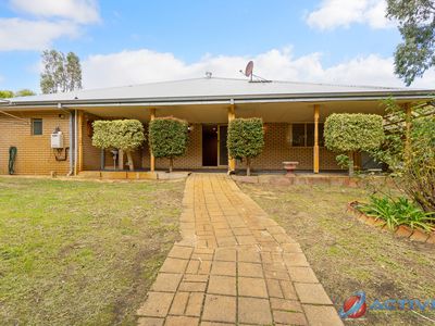 22 Coast Road, West Swan
