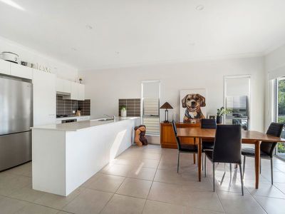 4 / 8 Morning Sun Court, Maudsland
