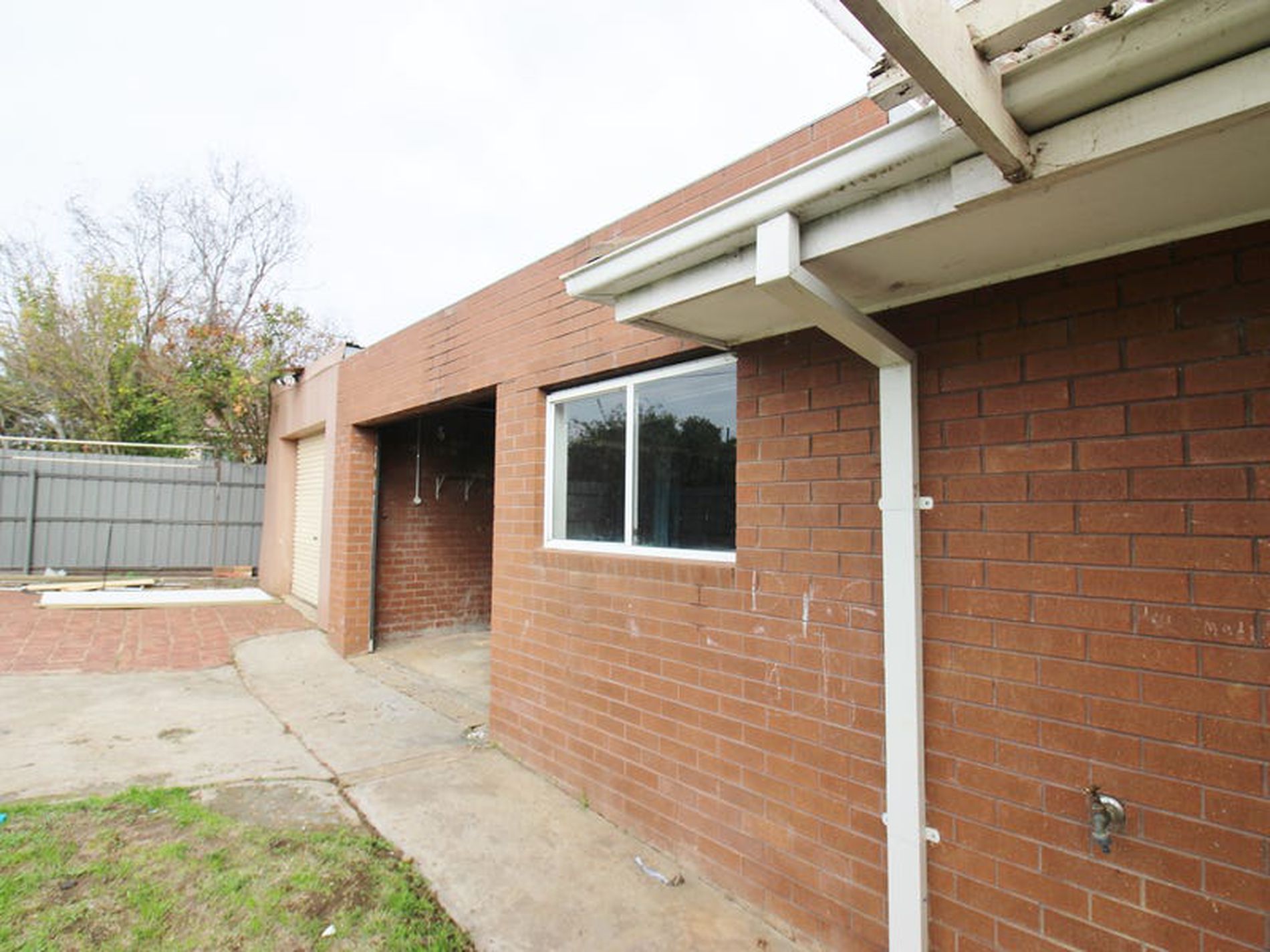 19 Walpole Avenue, Belmont