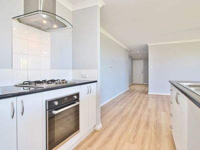 17 Forward Street , Baldivis