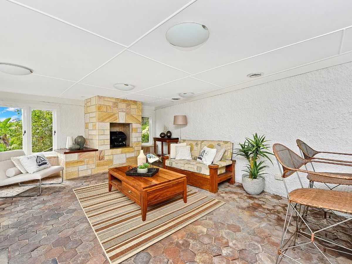 6 Callicoma Road , Seaforth