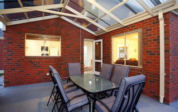 21 Janet Bowman, Beaconsfield