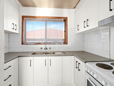 3 / 16 Hurry Crescent, Warrawong