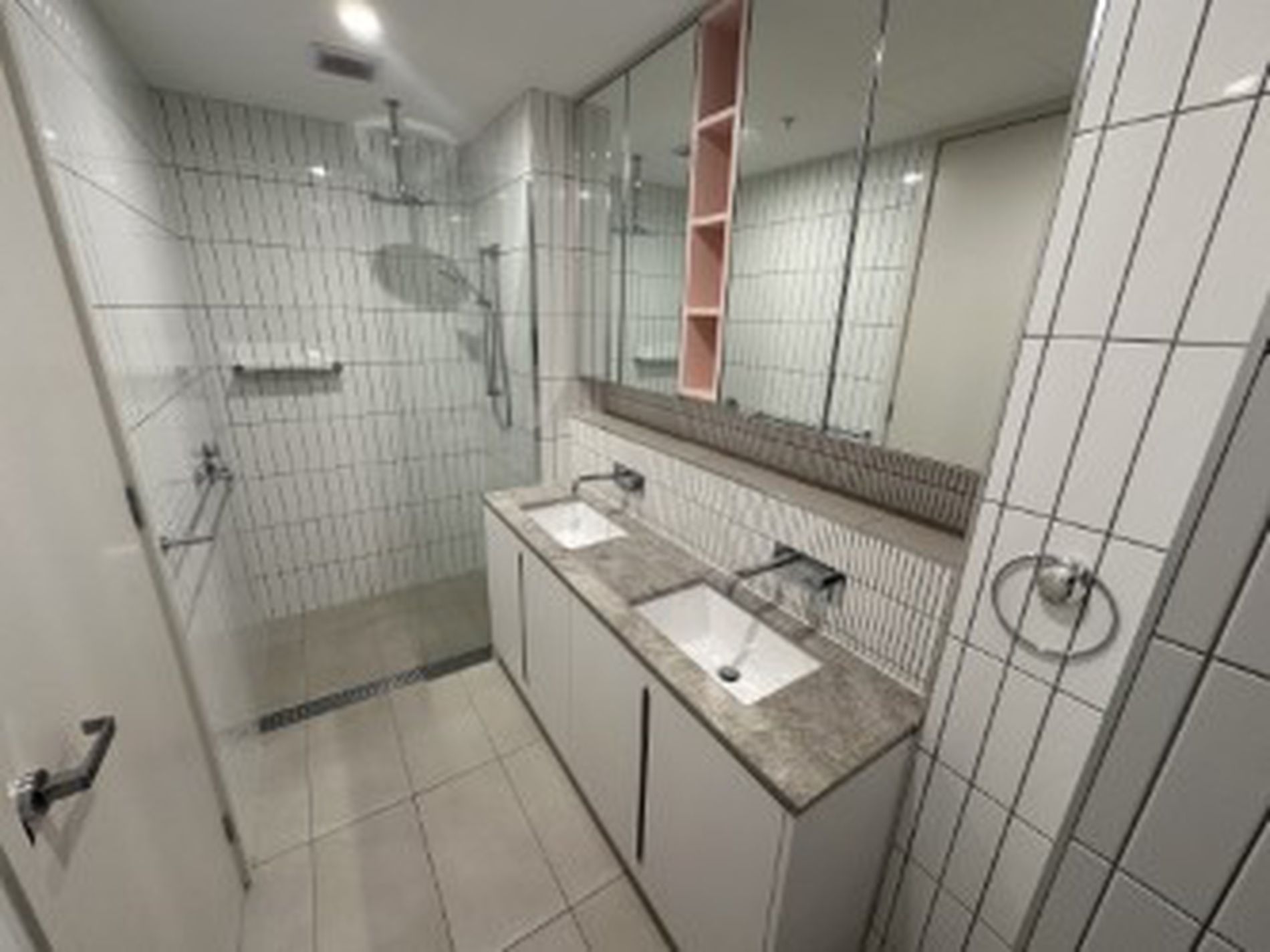 402a / 51 Johnson Street, Reservoir