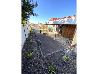 20 Cyclamen St, Inala
