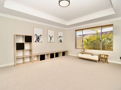 10 Waring Heights  , Baldivis