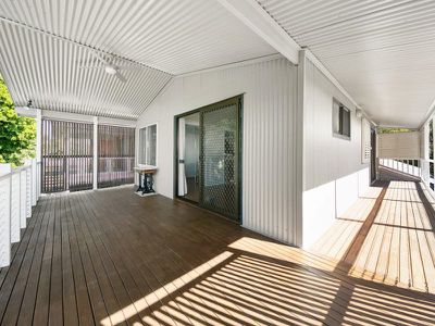 17 Vista Street, Boreen Point