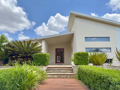 2A Handara Close, Dubbo