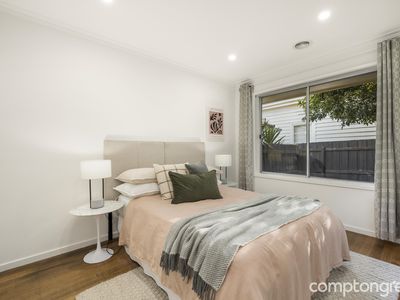 2 / 110-111 Railway Place, Williamstown