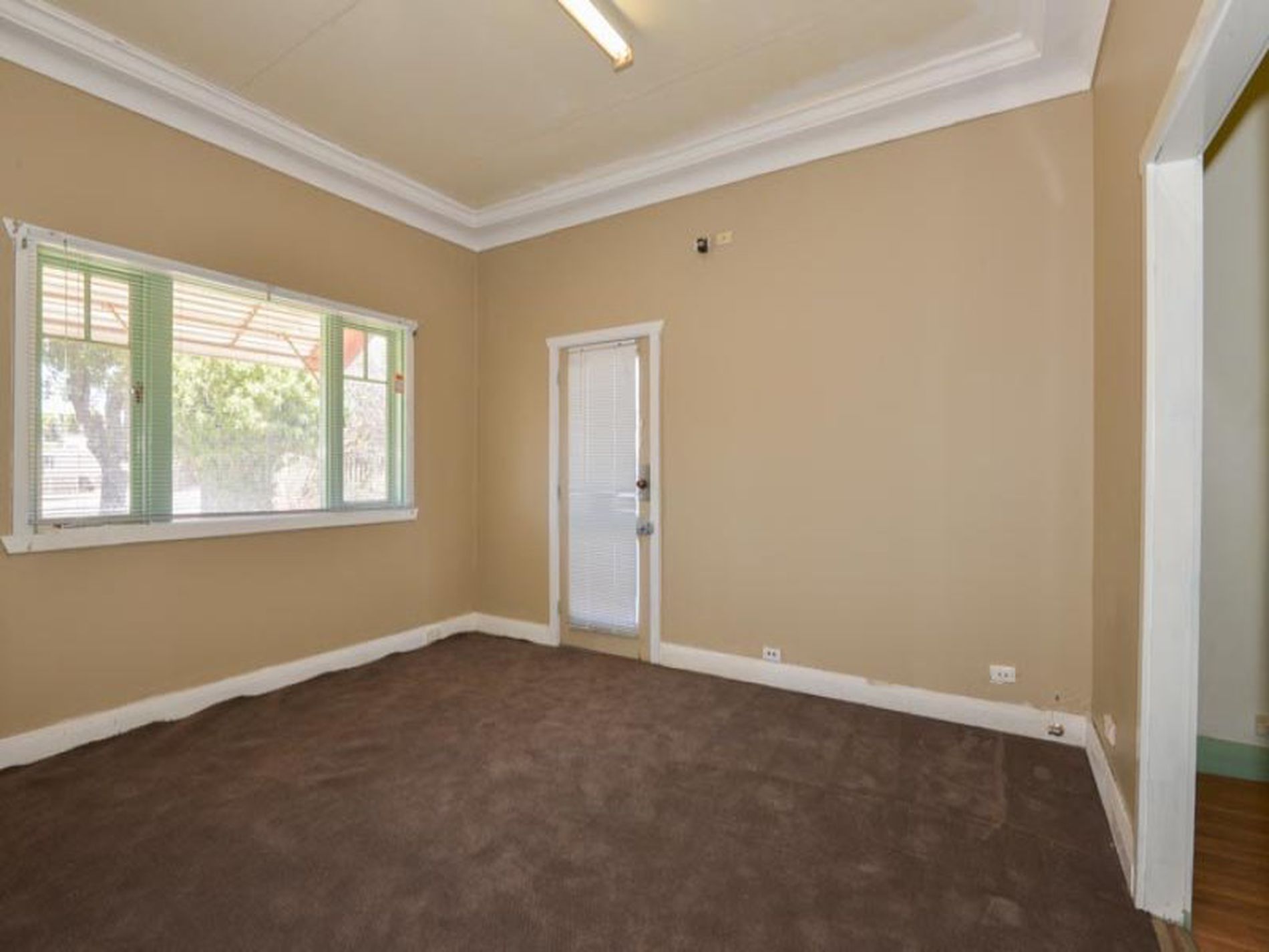 62 Federal Road, Boulder