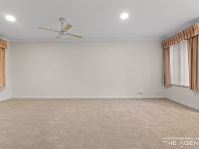 2 / 5 Barker Avenue, Balcatta