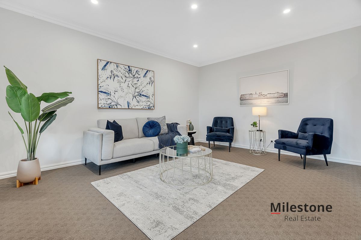 5 Sedgwick Court, Lynbrook