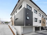 6 / 100 Nicholson St, Greenslopes