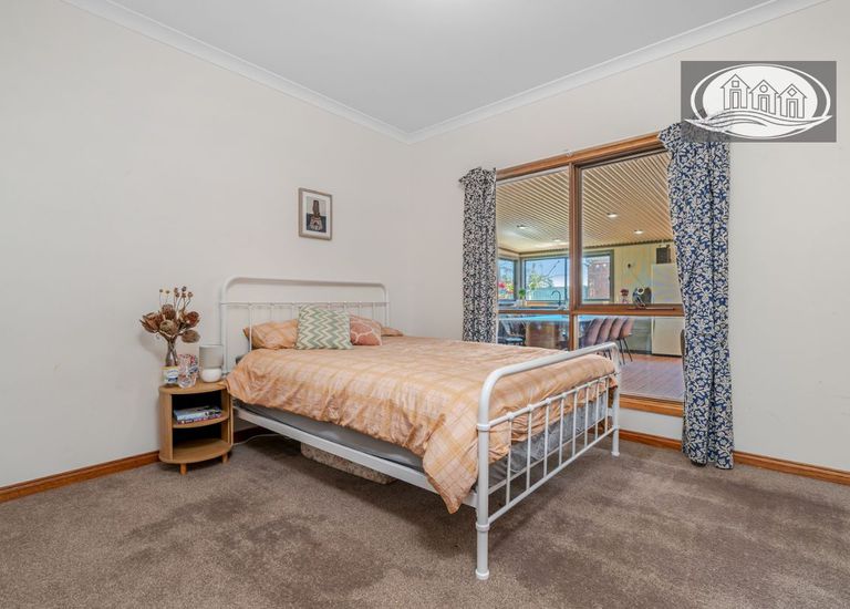 103 Benbows Road, Portland