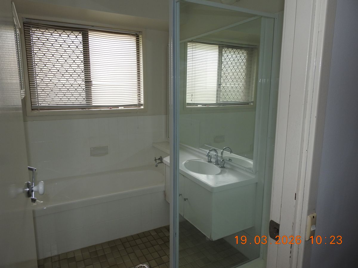 38 Glen Ross Road, Sinnamon Park