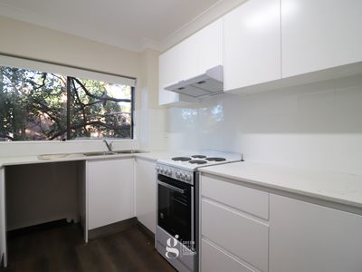 6 / 27 Doomben Avenue, Eastwood