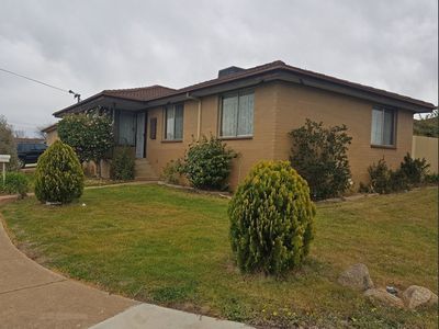 16 Hampshire Crescent, Shepparton