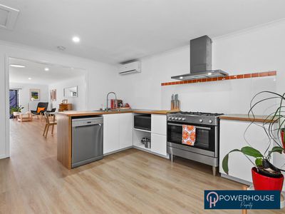 17-19 Tamarind Street, Holloways Beach