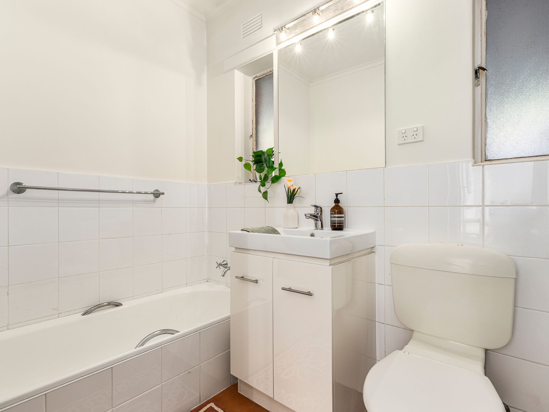 3 / 1069 Malvern road, Toorak