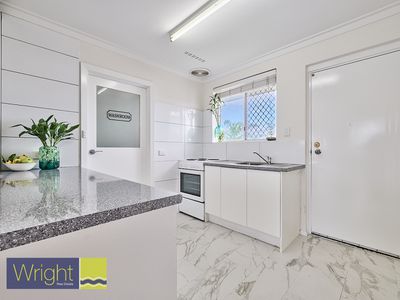 9/210 Swan Street, Yokine