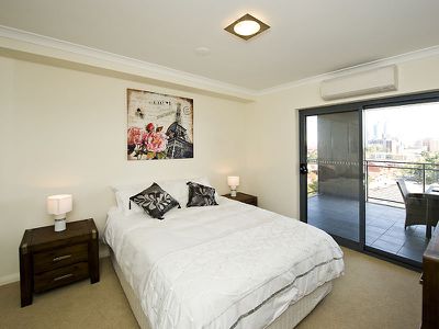 72 / 18 Wellington Street, East Perth