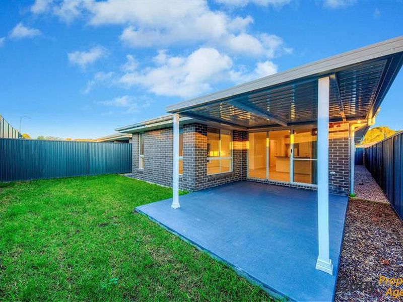 82 Belmont Ave, Spring Farm