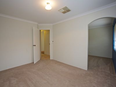 77 Weaponess Road, Scarborough