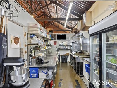 An Established Café with Popular Indoor and Outdoor Dining Spaces