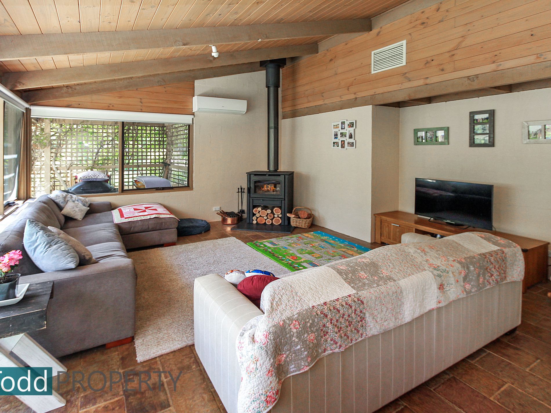 16 Scullys Lane, Heathcote