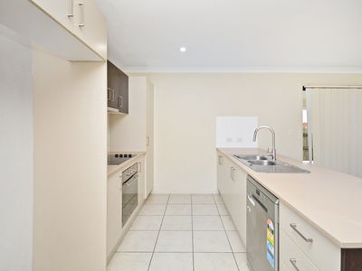 35 Oxford Street, North Booval