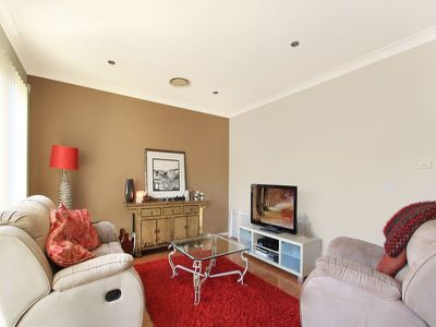 16 Gore Avenue, Shell Cove