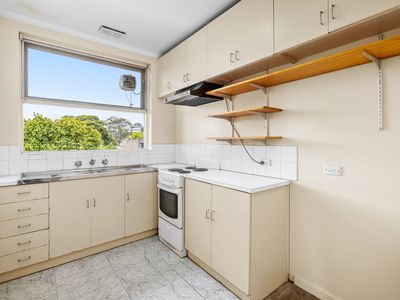 11 / 108 Park Street, St Kilda West