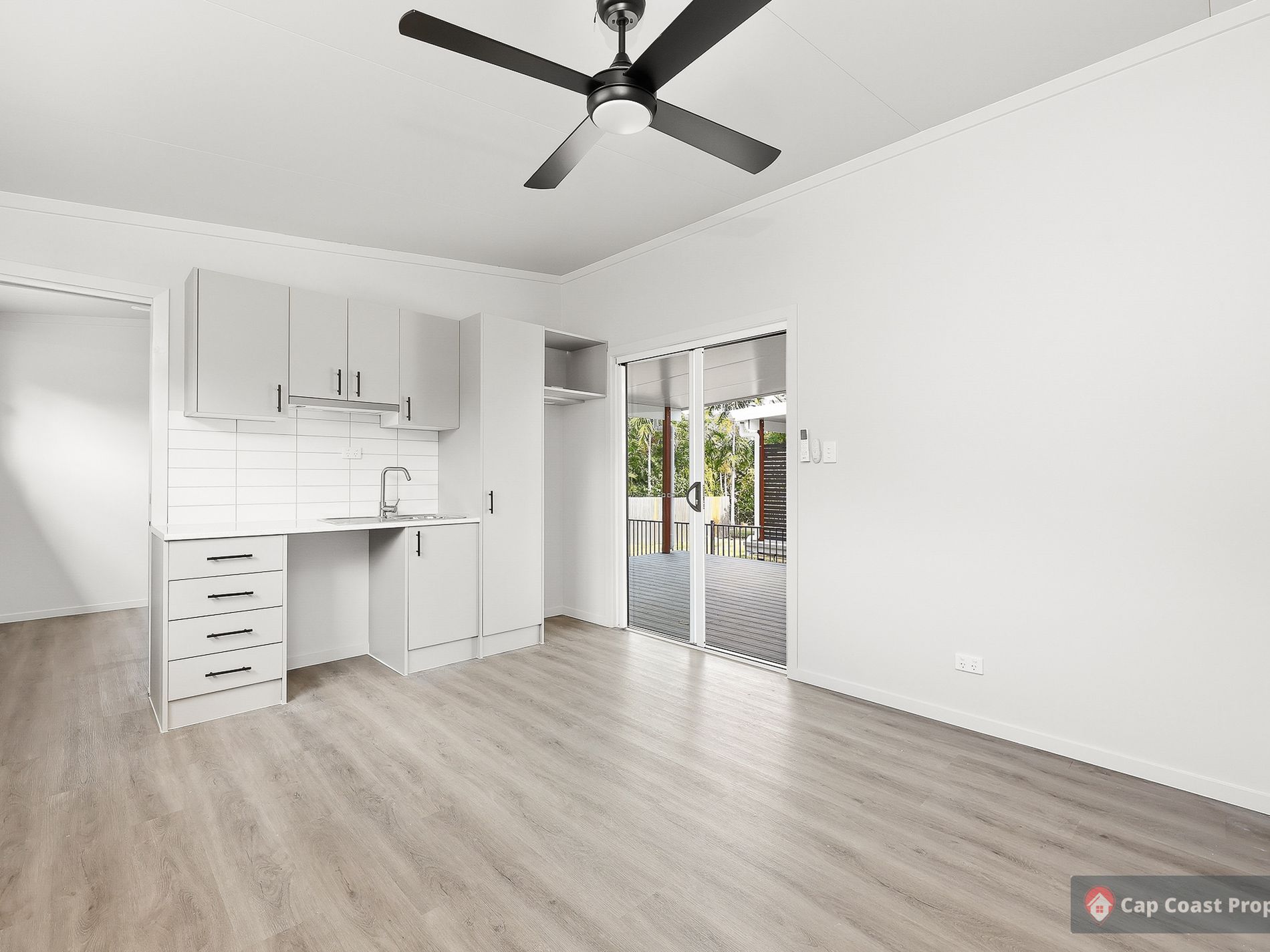 1 / 370 Paterson Avenue, Koongal