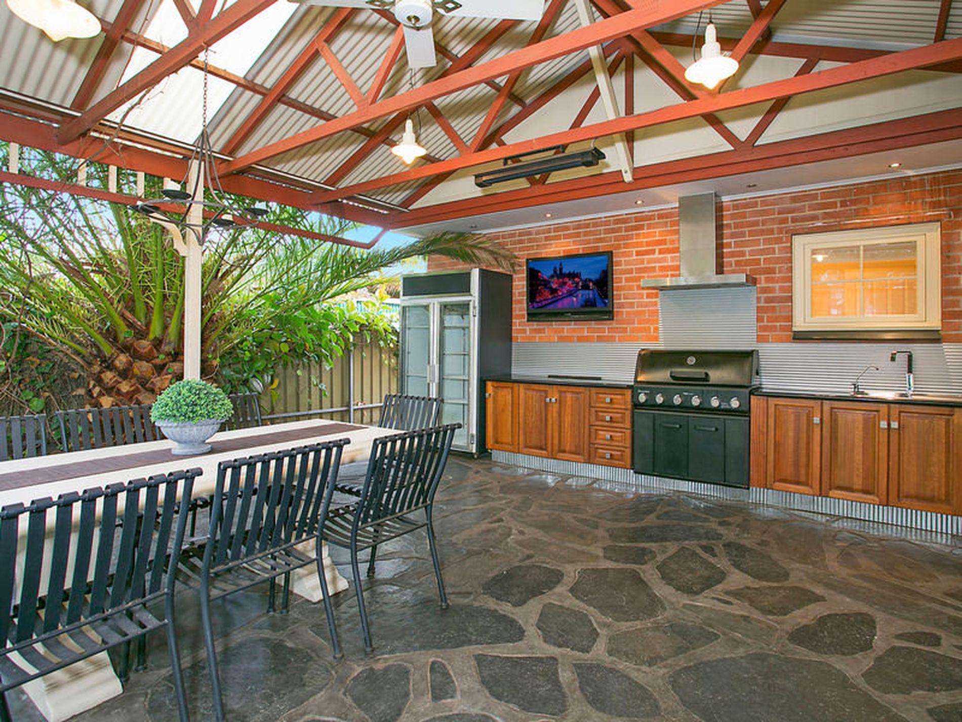 103 Beare Avenue, Netley