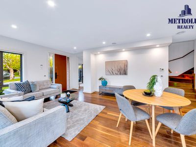 1 / 2 Agnes Court, Glen Waverley