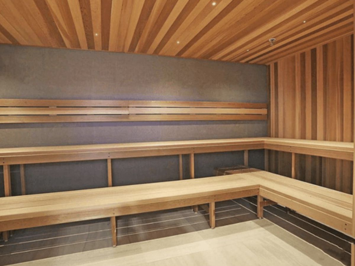 3807 / 228 La Trobe Street, Melbourne