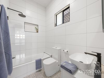 11 Love Lane, Rosslea