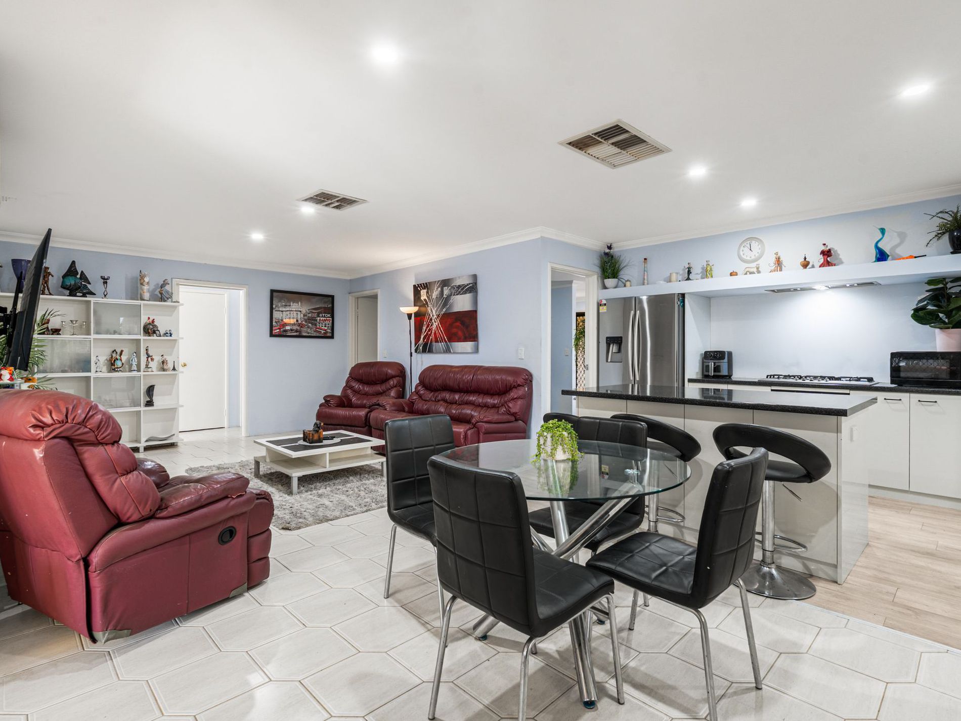 33 Roseheath Boulevard, Kiara